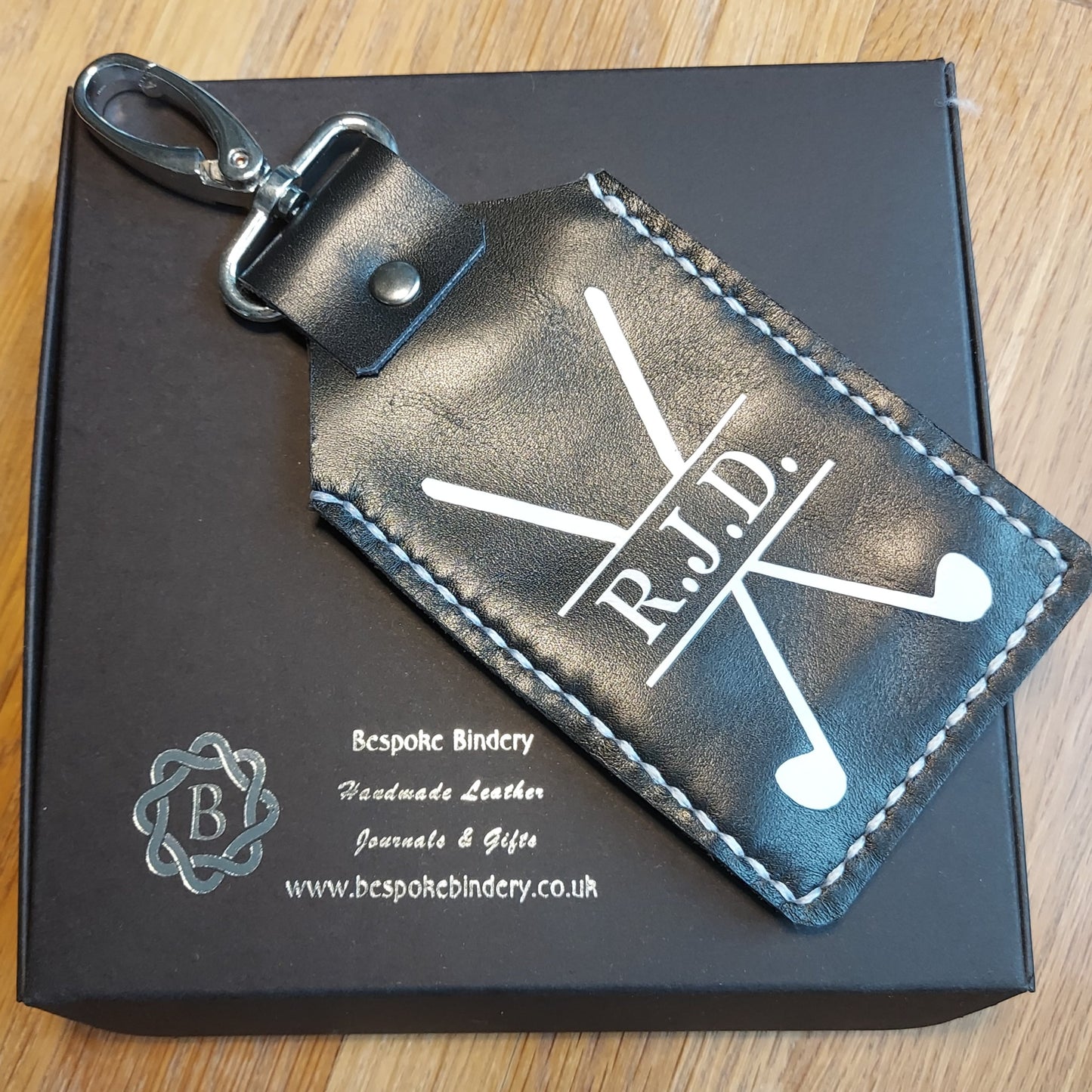 Personalised leather clip-on ladies golf tee holder and golf tees fabulous personalised golfing gift - Leather Golf Tee